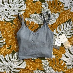 NWT Vuori Crop light blue grey athletic top